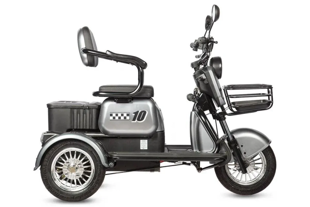Электротрицикл Rutrike Бумеранг