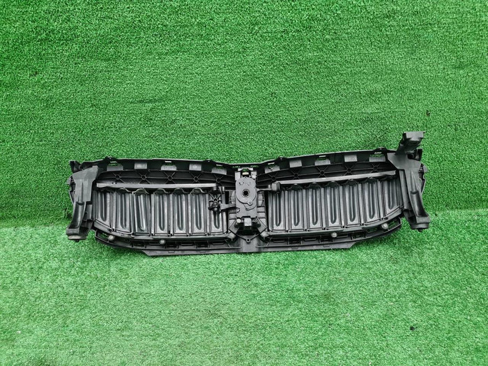 Решетка радиатора BMW 3er G20 G21 G28 (2018-2022)