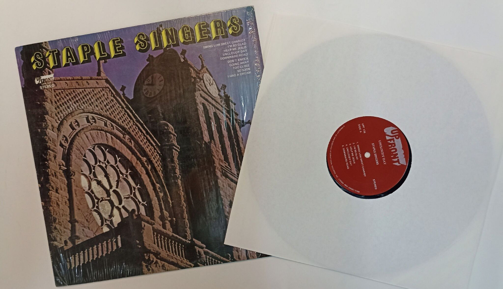 Винтажная виниловая пластинка LP Staple Singers Uncloudy Day (USA 1973)