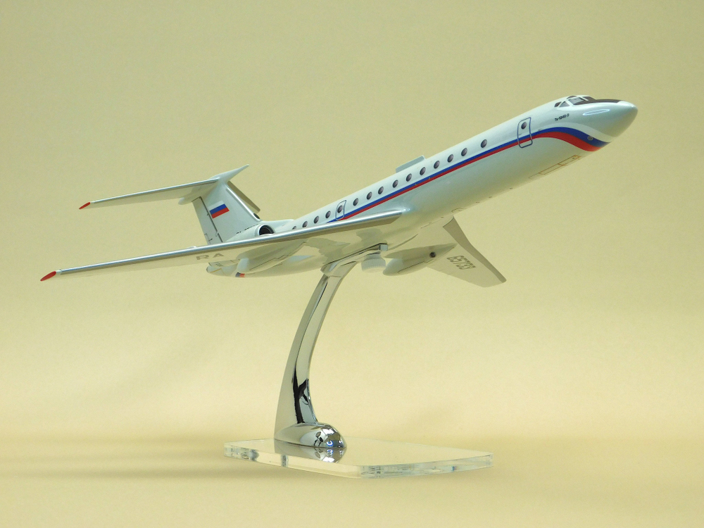 Модель самолета Ту-134Б-3 (М1:100, СЛО России)