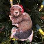Зверёк на бревне, ёлочное украшение