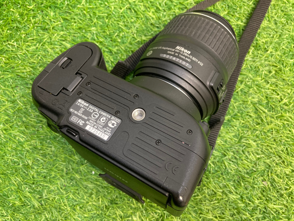 Nikon D5100 Kit 18-55mm 3.5-5.6G VR 13.000 кадров