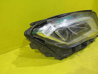 Битая Фара правая Mercedes GLA x156 (2017-2020) LED