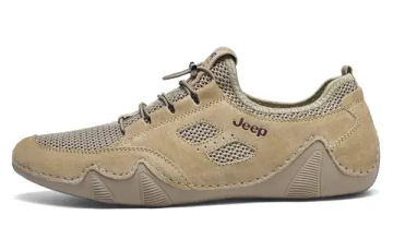 Jeep Fashion Sports Collection