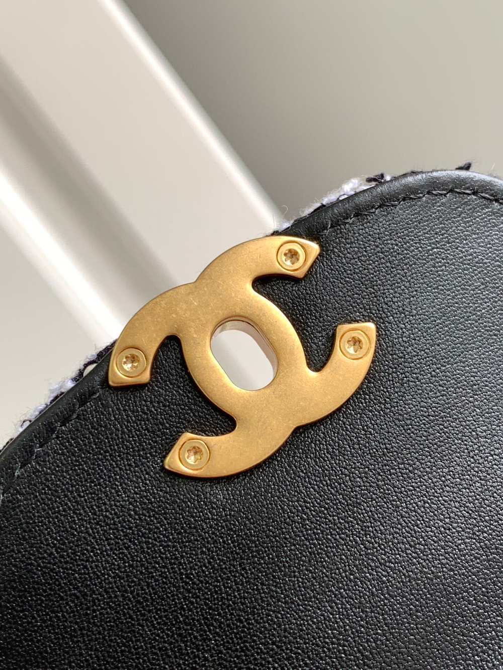 Chanel Bag 19 cm