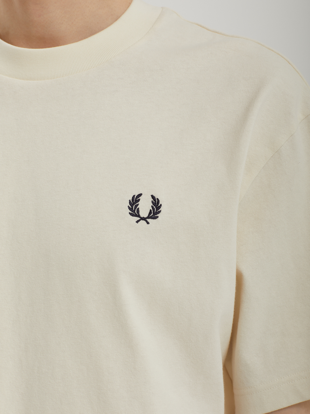 Мужская Футболка Embroidered Champion