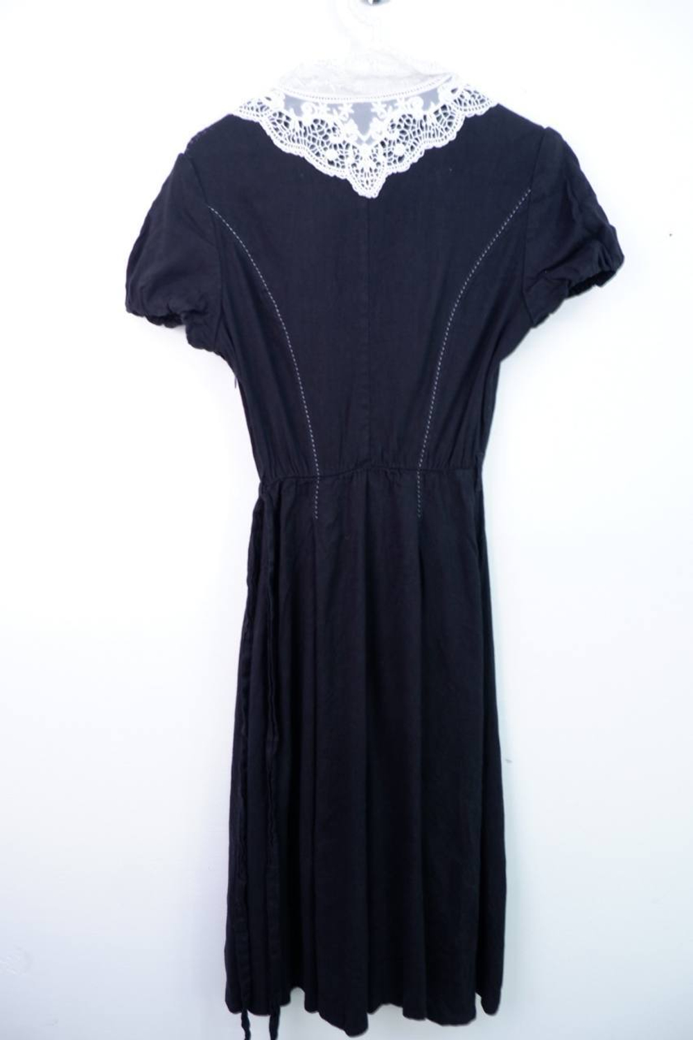 Платье M. Reason с кружевным воротничком, визуально на 46 размер