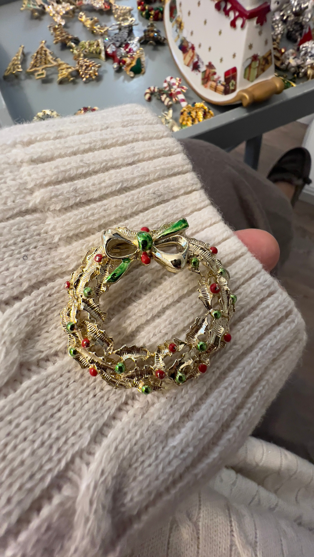 Новогодняя брошь веночек Gerry’s