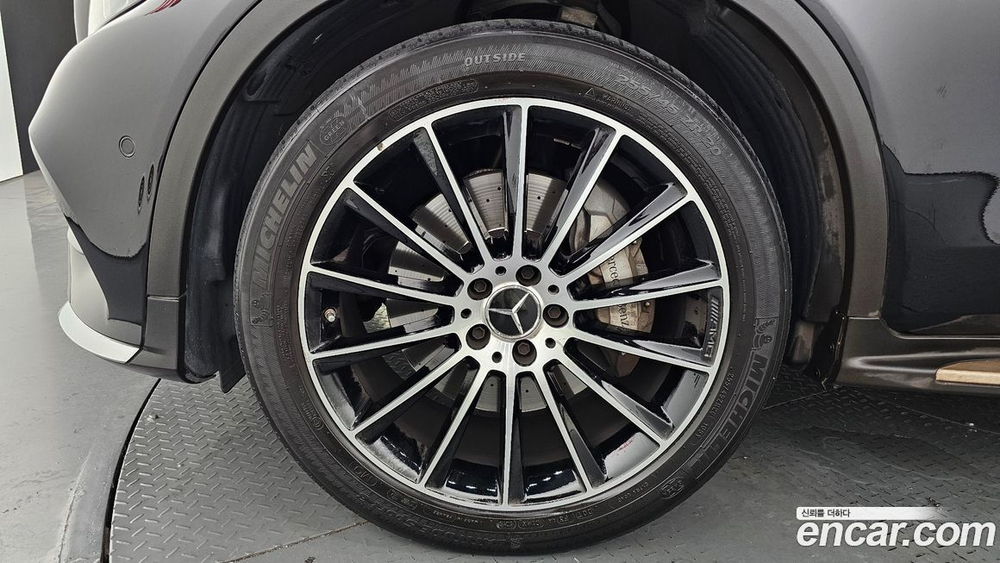 Mercedes-Benz GLC-Class X253 GLC300 4MATIC AMG Line Coupe (09.2019)