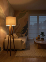 Напольный торшер Elegante в уютном интерьере гостиной Wabi-Sabi
