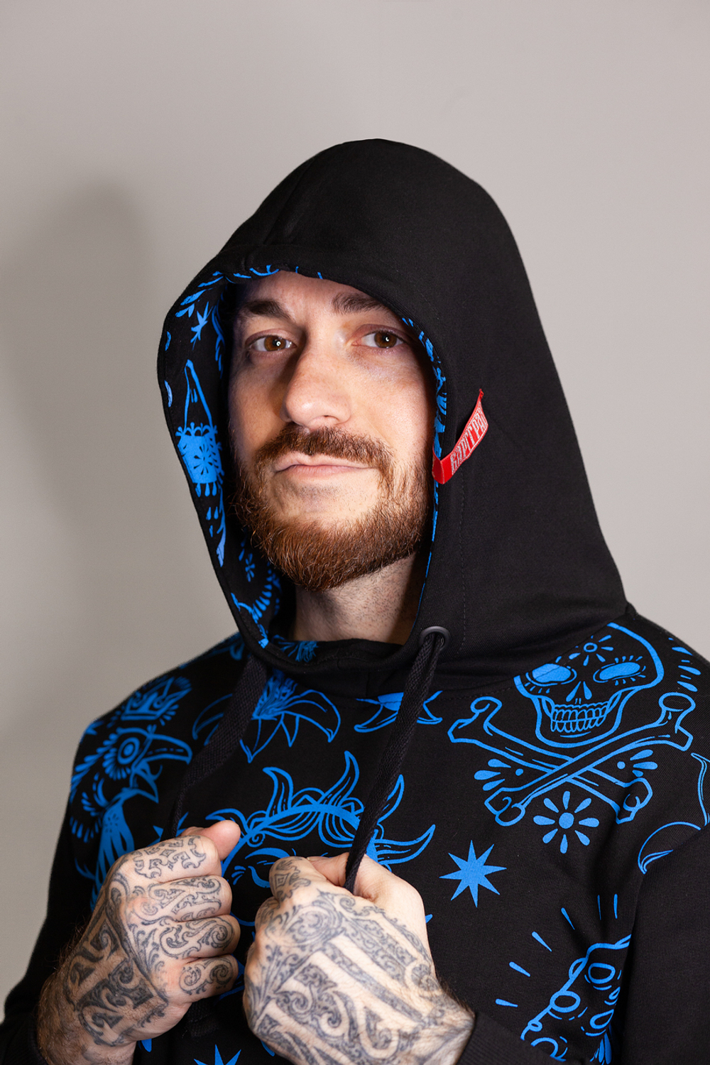 Худи Варгградъ мужское чёрное-синее «Паттерн ведьмин круг» без начёса