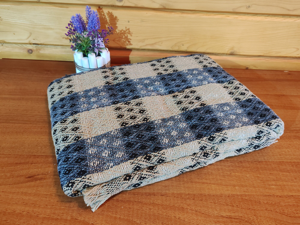 Плед для кровати и дивана в клетку 150 х 210 см, коричневый