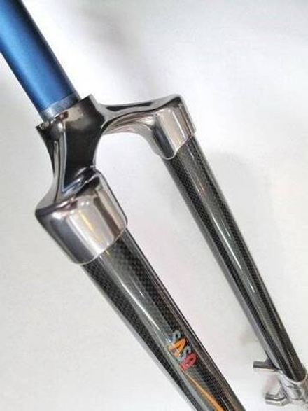 Вилка 29", шток 1-1/8", для ДТ, карбоновая матовая чёрная. Под 10мм ось, OLD 100мм. SASO лого.MKM35C