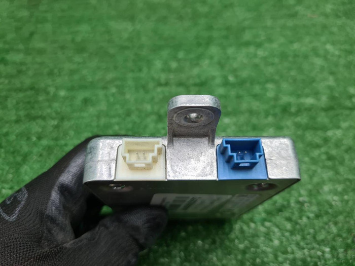 Блок управления люком Mercedes S W222 (2013-2020)