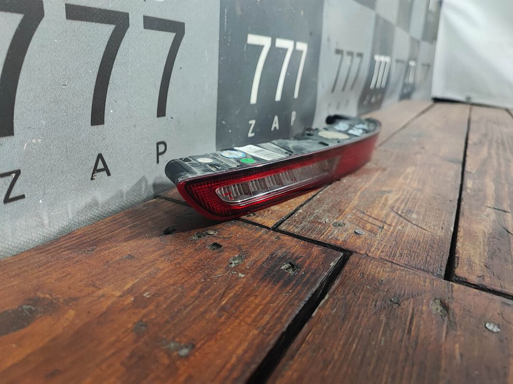 ПТФ задний правый Geely Atlas Pro 21-нв Б/У Оригинал 7054016700