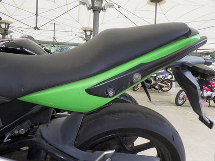 Kawasaki Ninja 400R 2011