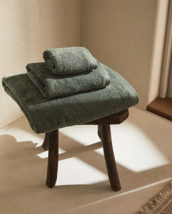 ZARA HOME ОДНОТОННОЕ ПОЛОТЕНЦЕ, ЗЕЛЕНЫЙ