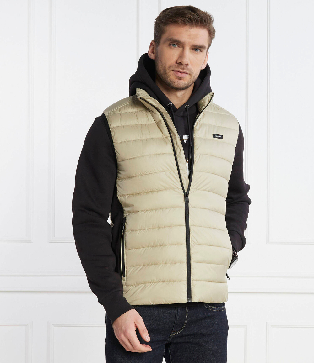 Bezrękawnik Calvin Klein - хаки(K10K108292)