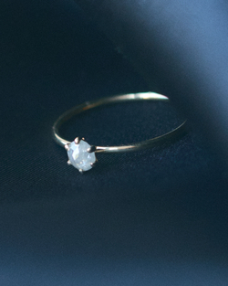 кольцо с дымчатым бриллиантом "роза"