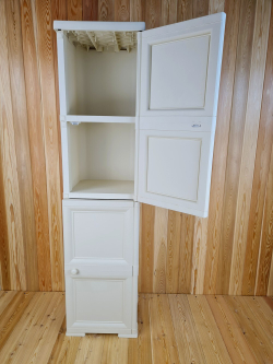 Шкаф высокий, с усиленными рёбрами жёсткости "УЮТ", 40,5х42х161,5 h, 2 дверцы. Цвет: Бежевый (Слоновая кость). Арт: Э-038-Б