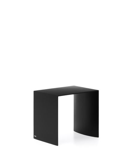 Приставной столик Litto из черного лакированного МДФ, 55 x 40 см