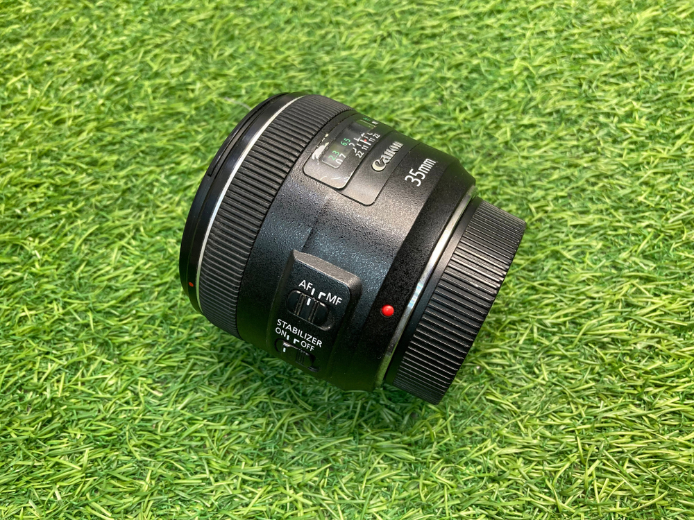 Canon EF 35mm 2 IS USM