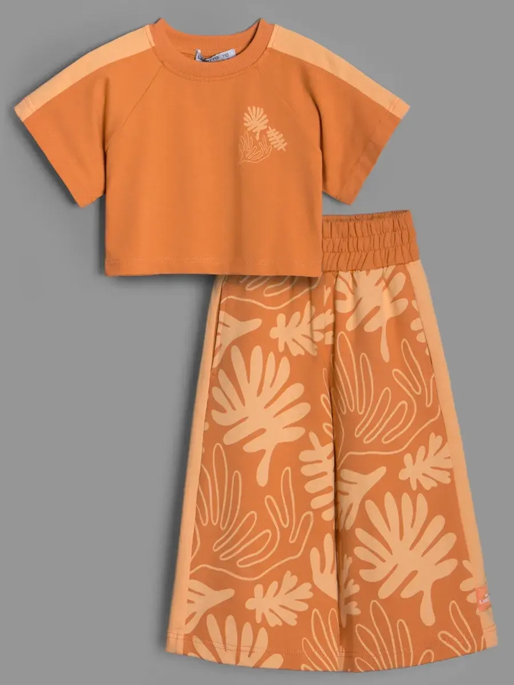 Костюм для девочки, футболка и кюлоты