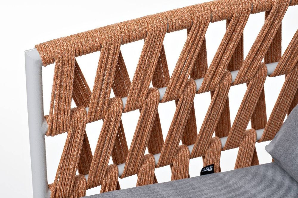 "Диего" кресло плетеное из роупа, каркас алюминий светло-серый (RAL7035) муар, роуп оранжевый меланж круглый, ткань светло-серая