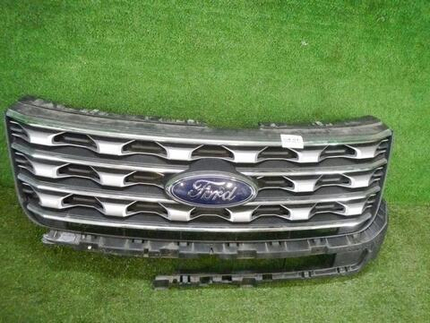 Решетка радиатора Ford Explorer 5 U502 (2015-2018)
