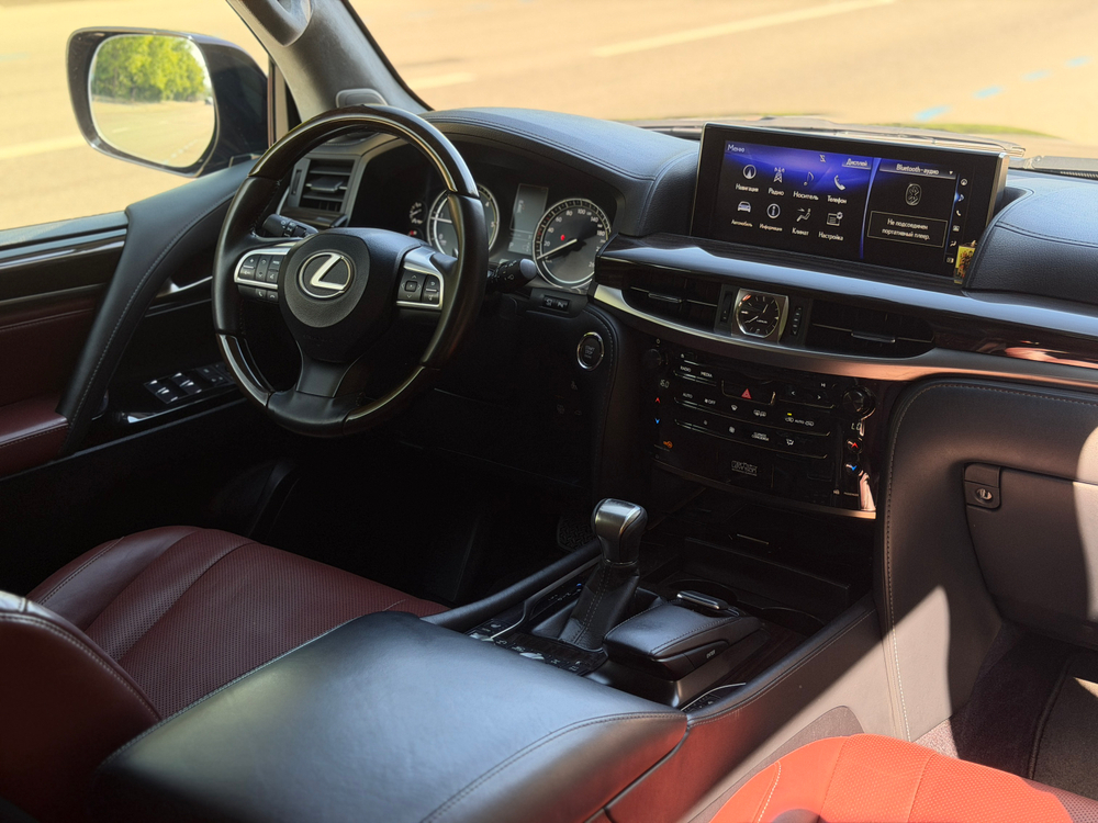 Lexus LX 450d
