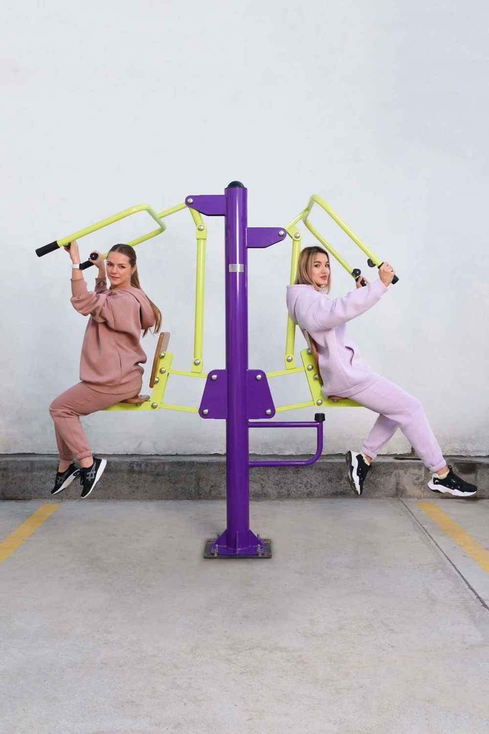 Smart-1056 Уличный тренажер Тяга Сверху - Жим от груди ZAVODSPORTA