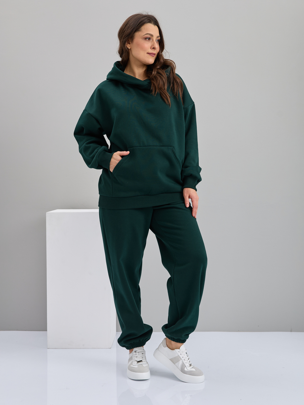 Костюм с брюками КБис-091/бутылочный-п