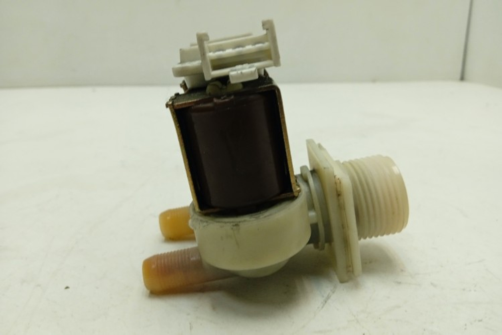 S1WTF3002A кт143 Клапан подачи воды для стиральной машины Siemens S1WTF3002A б/у
