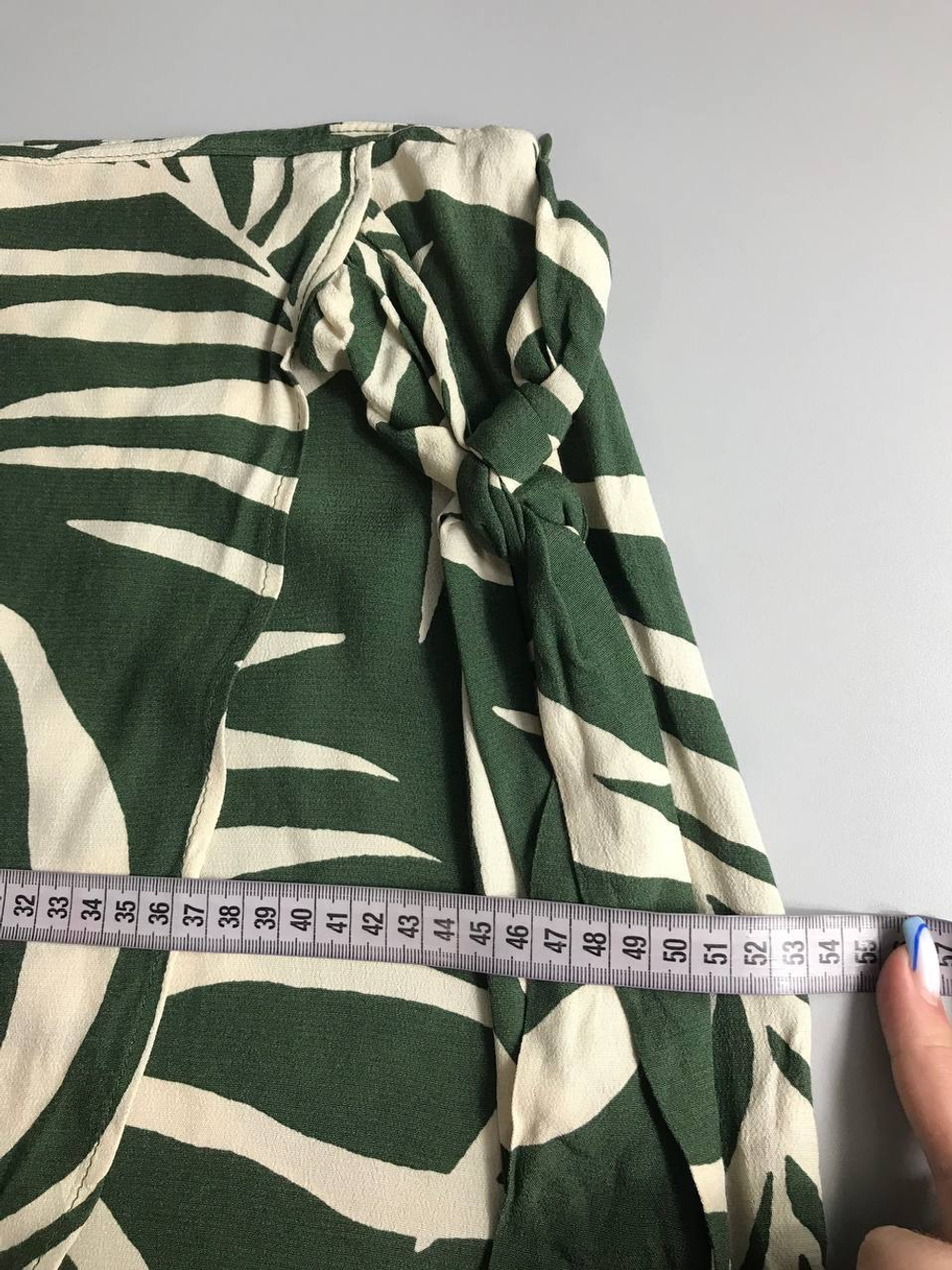 Юбка Defacto на запах, маркировка 40, визуально на 44 размер, новая