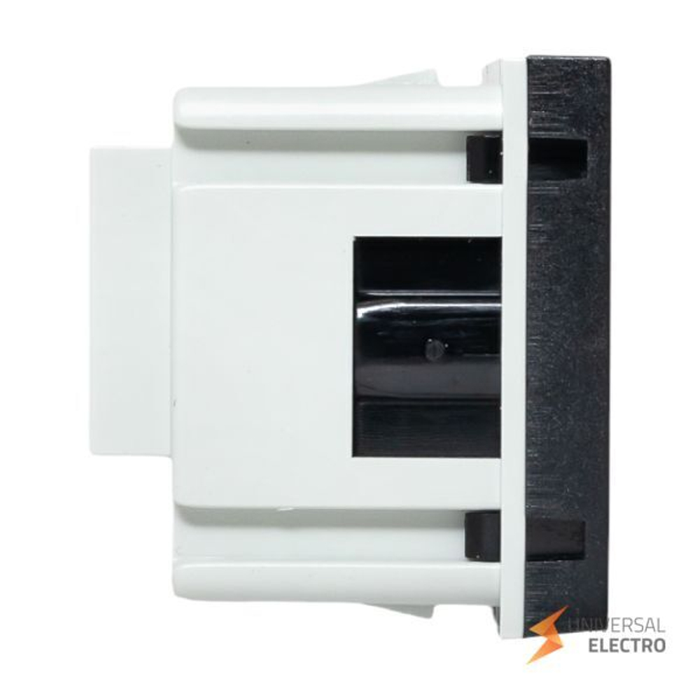 Розетка 45х45 с зазем,, с защ, шторками, 90 градусов, черная, матовая EKF