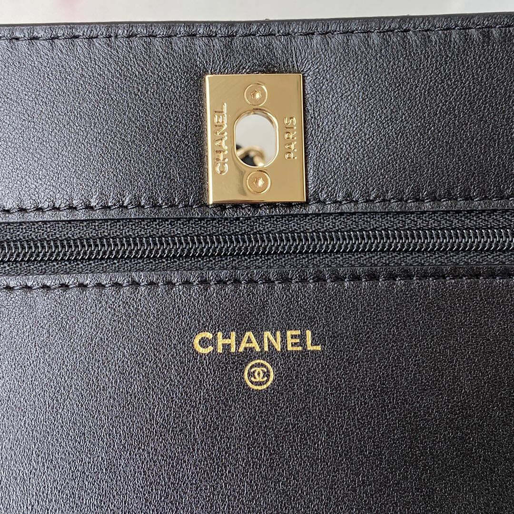 Chanel Woc