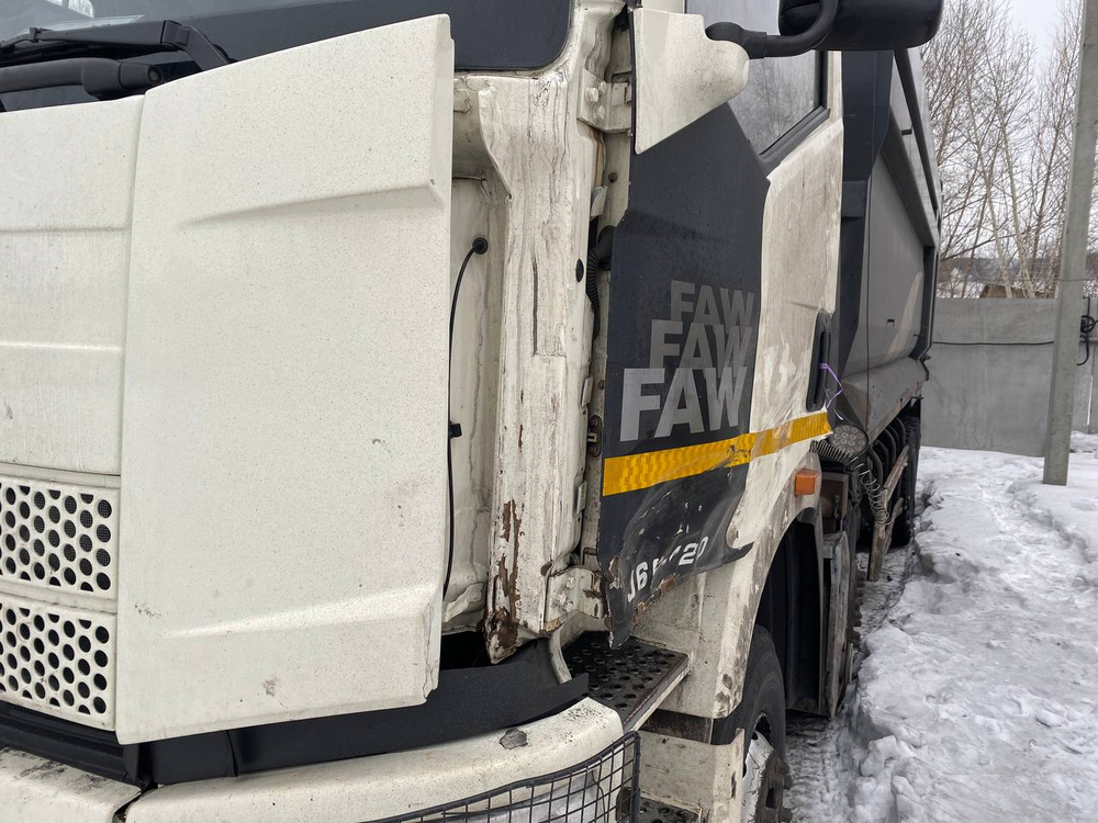 FAW J6 8x4 Самосвал CA3310P66K24T4E5 (Дизельный, 11,1 л, 420 л.с., МТ)