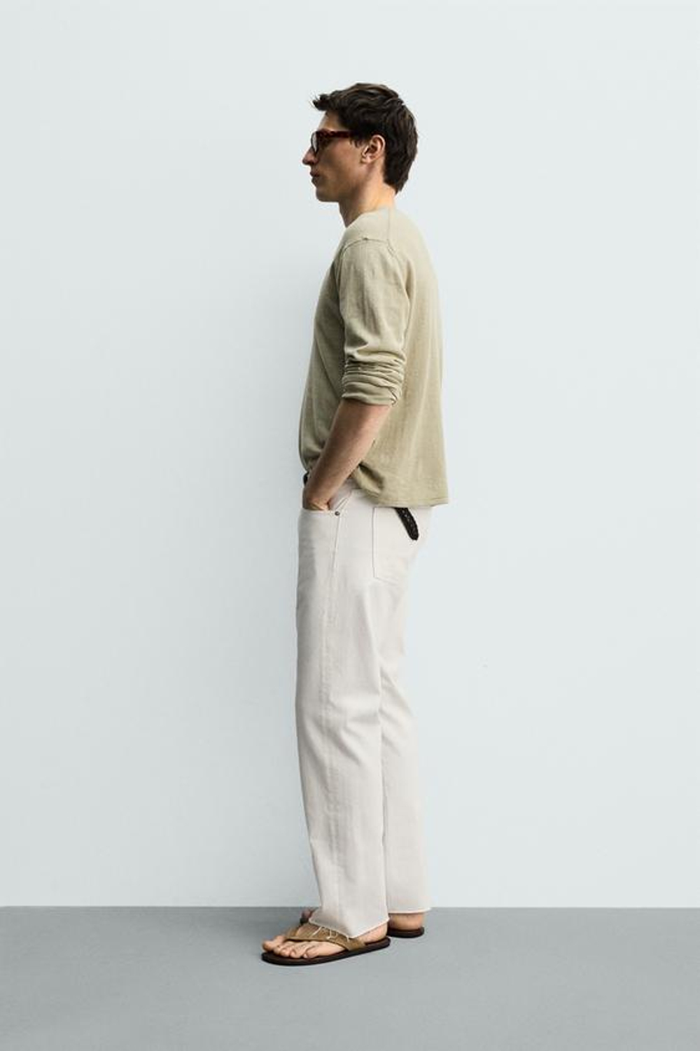 ZARA ДЖИНСЫ STRAIGHT FIT С НЕОБРАБОТАННЫМ КРАЕМ, БЕЛЫЙ