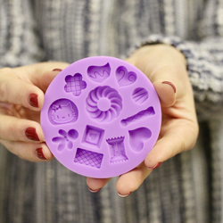 Молд силиконовый для лепки сладостей для ватной игрушки и кукол "Hello Kitty" диаметр 9 см/ Форма для полимерной глины "сладости, печенье, китти, имбирный человечек"