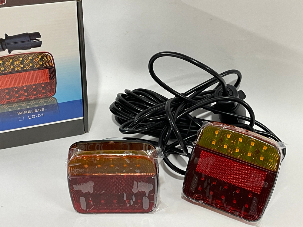LD-02 (12V) - Кабель / Светодиодные задние фонари на магнитах для прицепа, 12V, влагозащитные (2 шт. / комплект)