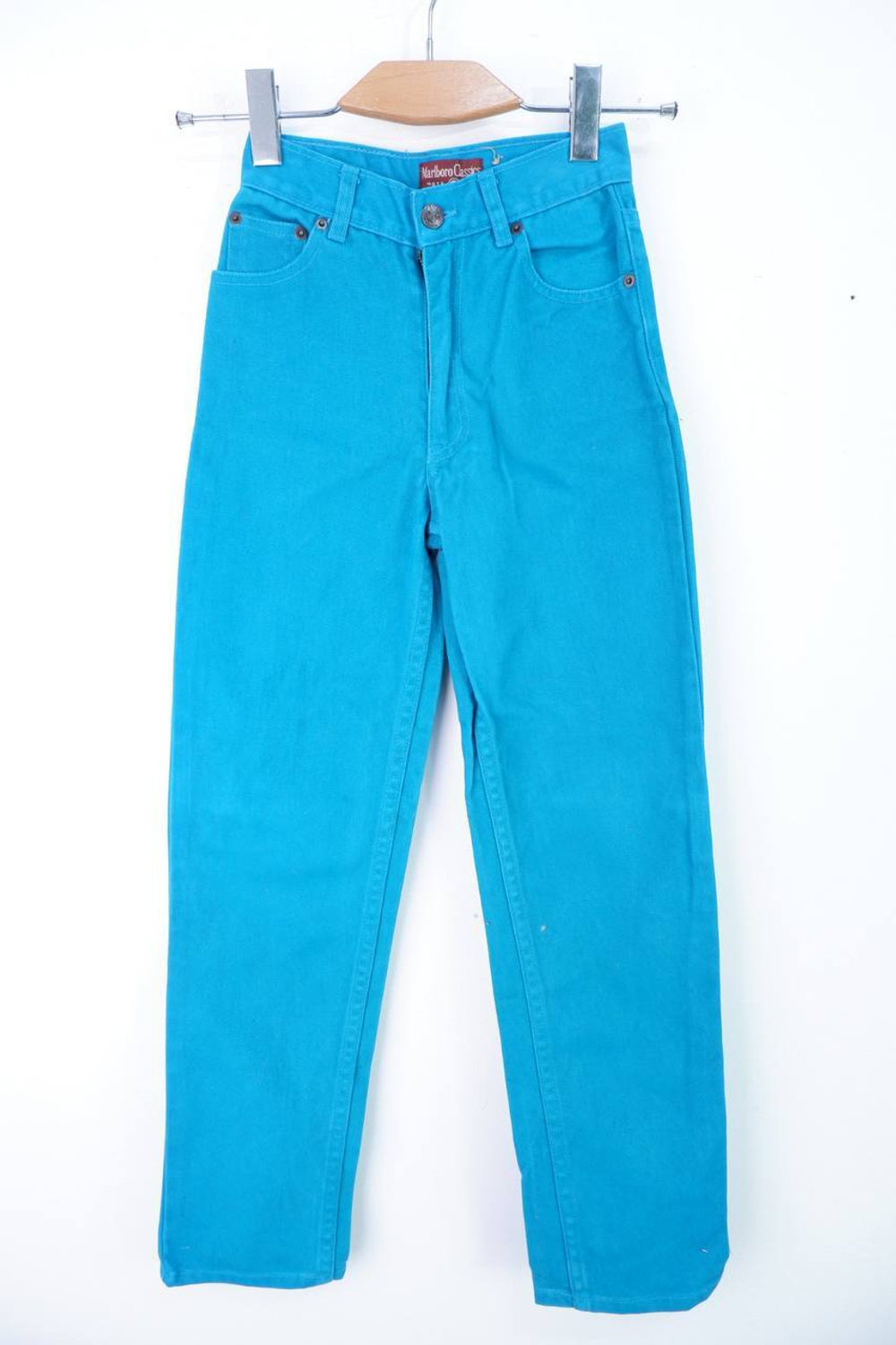 Джинсы Marlboro красивого оттенка, маркировка 23/26, визуально на 38/40 размер