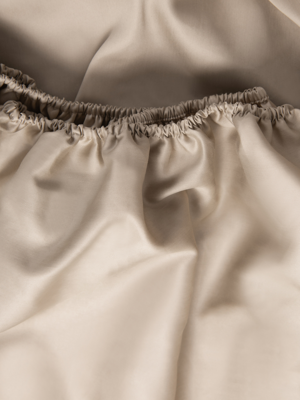 UTOPIA Простыня натяжная, сатин темно-бежевый