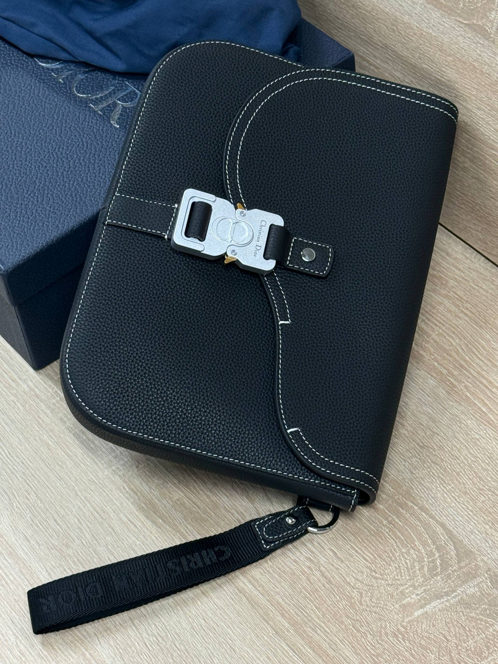 Сумка-мессенджер Dior