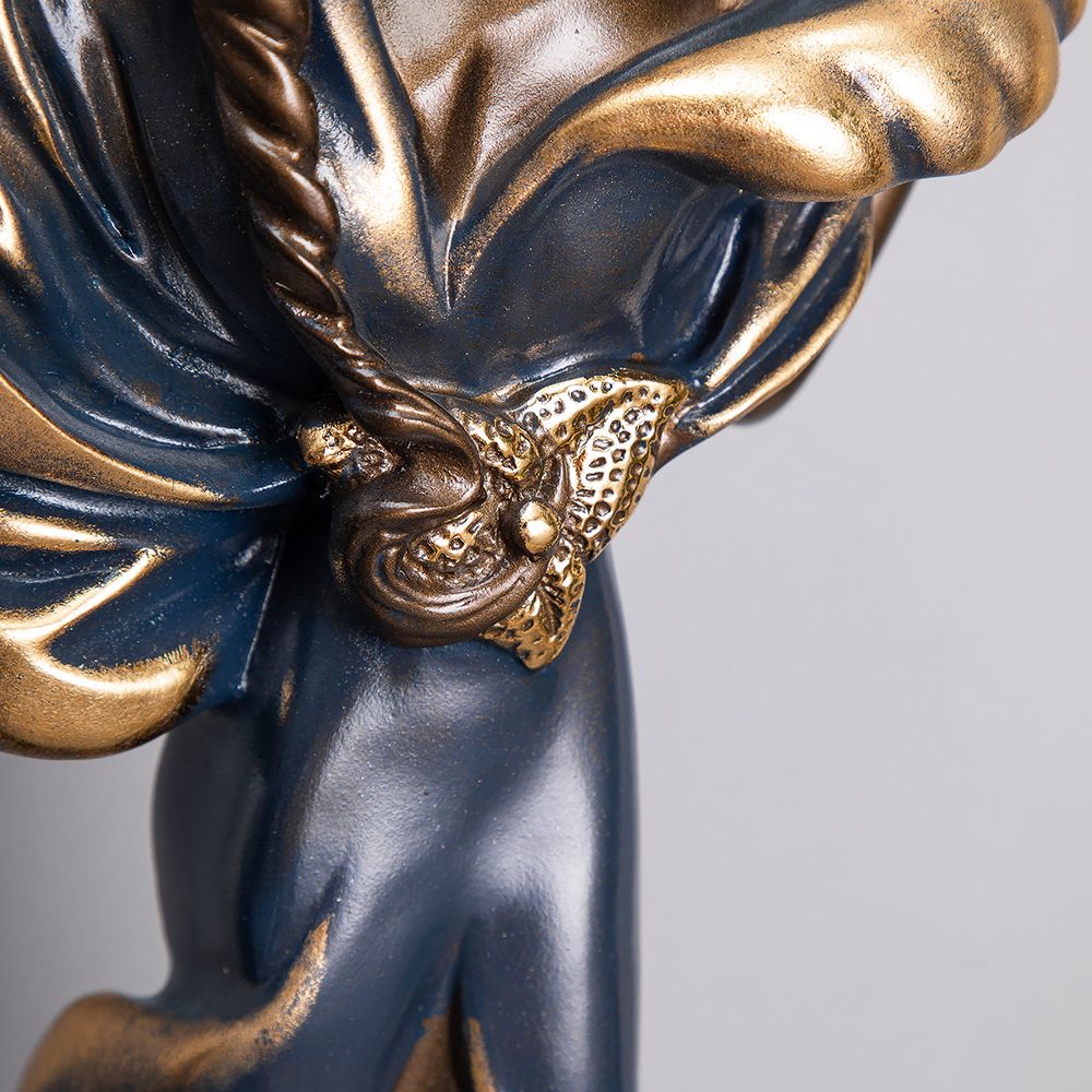 Девушка с пантерой Бронза