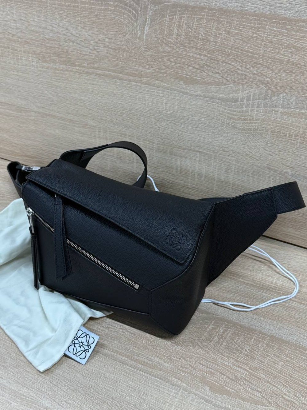 Поясная сумка Loewe