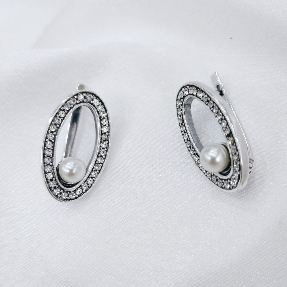 "Идеал" серьги в серебряном покрытии из коллекции "Геометрия" от Jenavi с английским замком