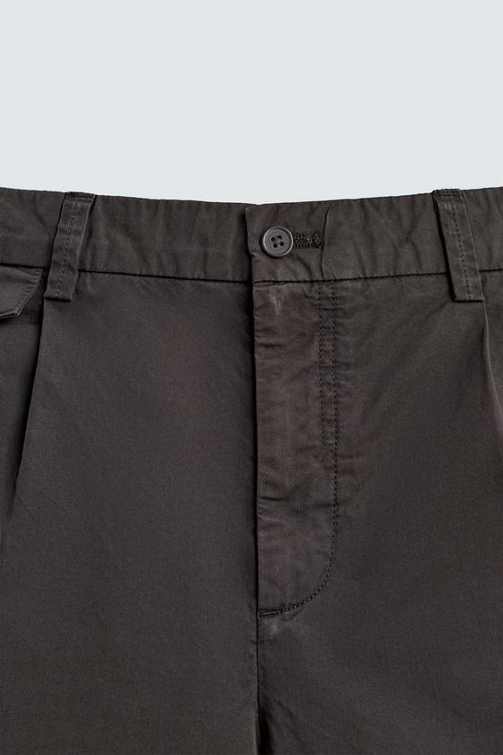 ZARA ШОРТЫ REGULAR FIT СО СКЛАДКАМИ, КОРИЧНЕВЫЙ
