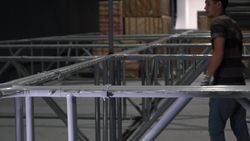 Легкая сборка батутной арены без сварки