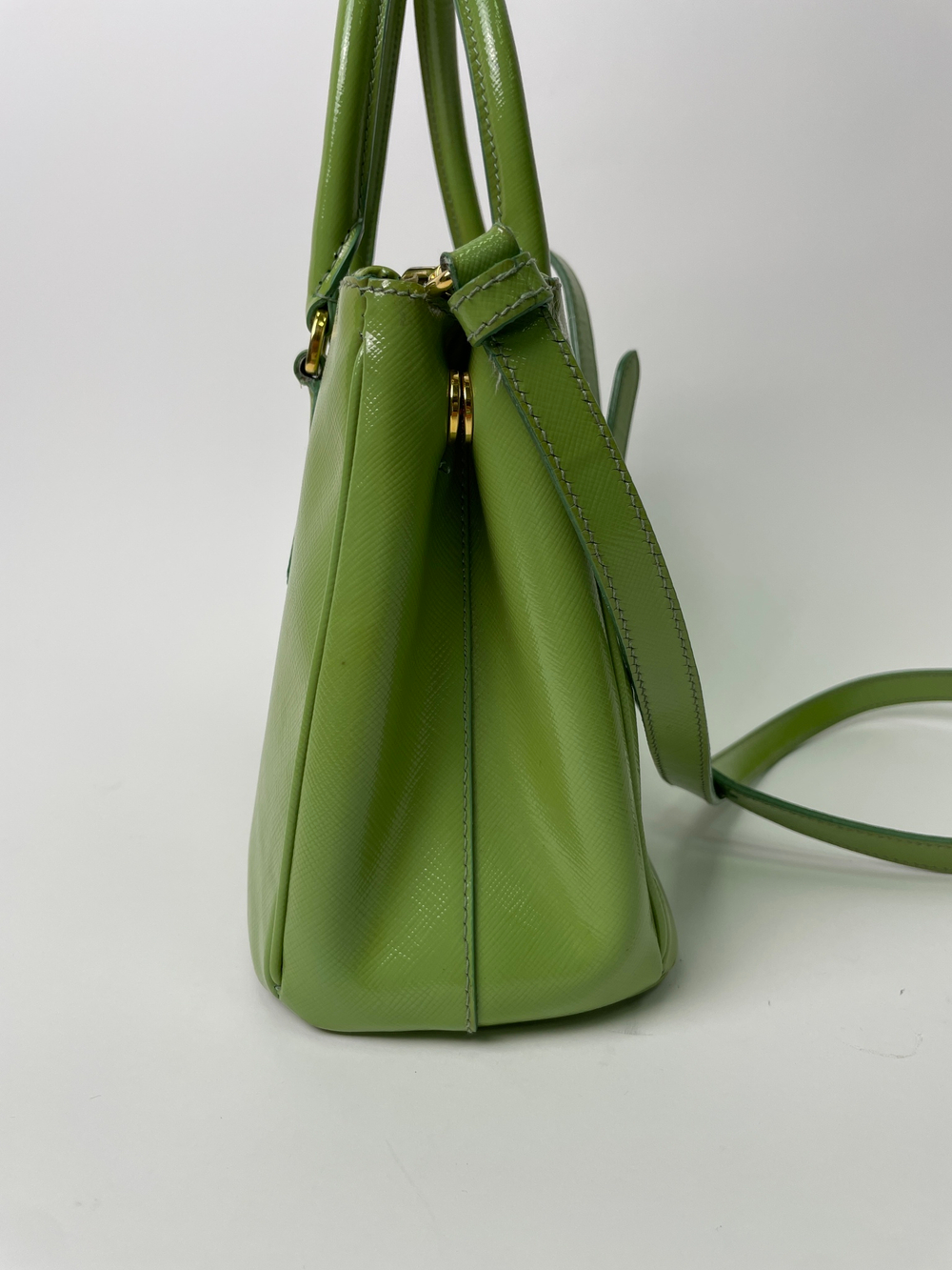 Сумка Prada Double Zip Tote Vernice Saffiano small