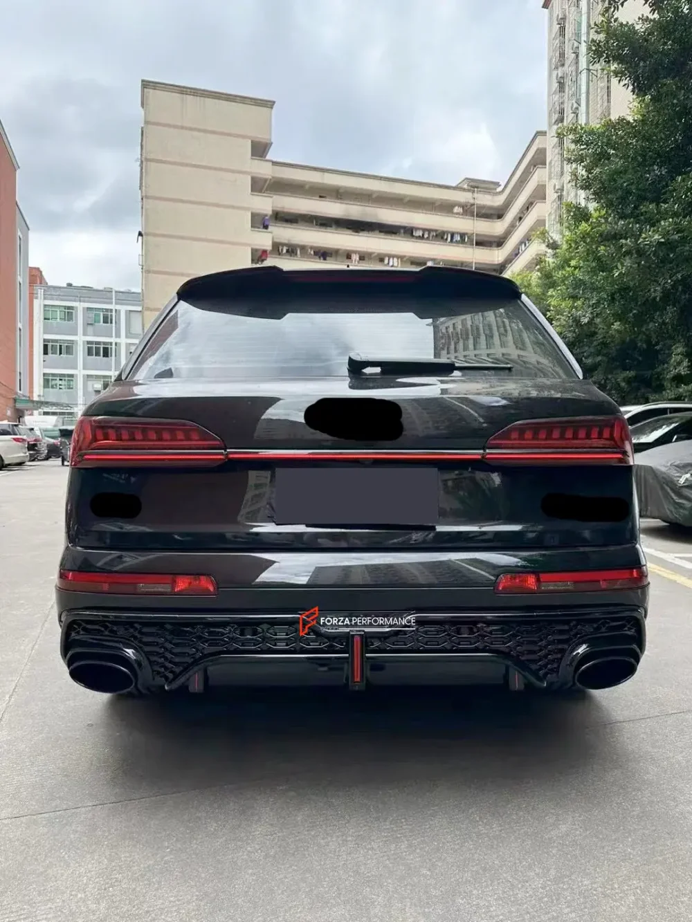 Диффузор с насадками на выхлоп в стиле RSQ7 для AUDI Q7 4M Рестайлинг 2019 - 2024 Ауди